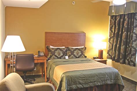 Nellis Lodging & Inns | Nellis AFB