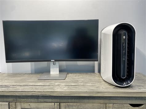 Alienware R10 Desktop 的图像结果