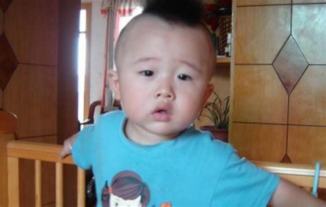 0一1岁男宝宝创意发型有哪些比较好看的？