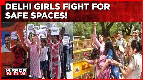 Delhi Girls Fight For Space | Massive Sit In At Indraprashtra, Gargi ...