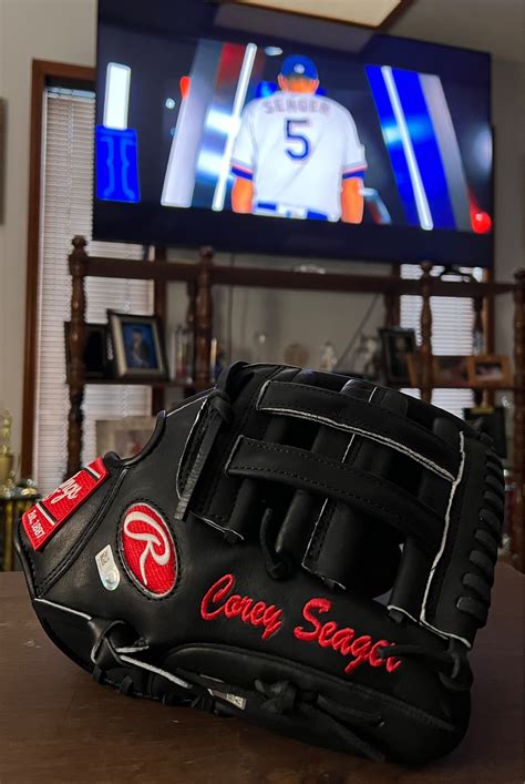 Baseball Glove 的图像结果