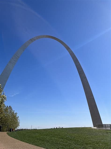 Alienware Monument 的图像结果