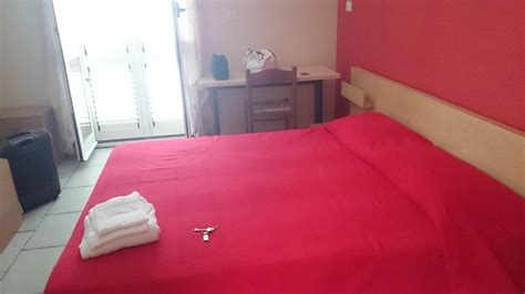 LA ROSA DEI VENTI (Montesilvano, Province of Pescara) - Inn Reviews ...