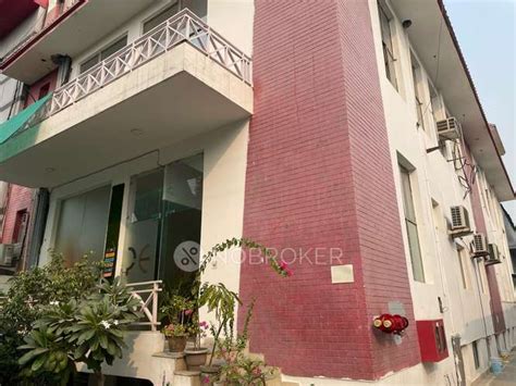 Industrial Building for Rent in Sector 60, noida for Rs. 65000 Per ...