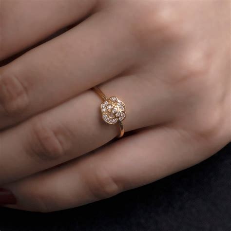 Artklim Gold Plated Studded Flower Shaped Adjustable Ring