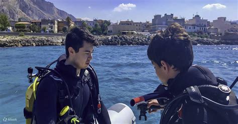 PADI Reactivate (E-learning) in Sicily with PADI 5 Star IDC Resort ...