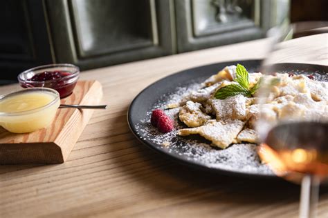 Bergrestaurant Gampenalm - Genießen unter den Geislerspitzen