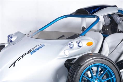 Campagna releases images and specs for T-Rex electric three-wheeler