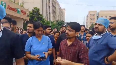 AIIMS-Patna Services Disrupted For 3rd Day As Doctors Protest MLA ...