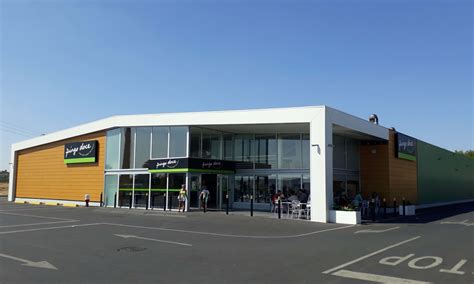 Vegan Products at Pingo Doce in Portugal – The Vegan Travelers