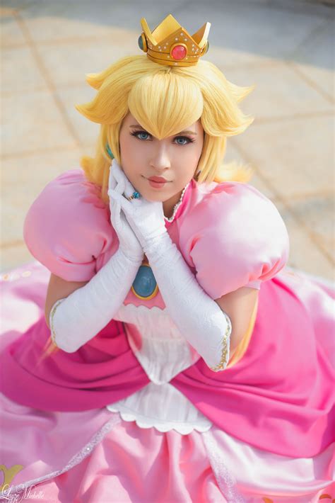 Princess Peach Cosplay | Super Smash Bros.Ultimate by LayzeMichelle on ...