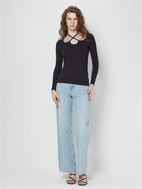 Black Rib Cut Out Tshirt