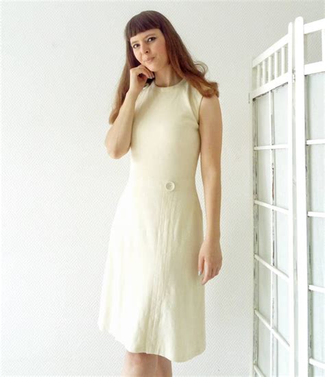Vintage ecru babydoll dress 60s /1960's vintage nude babydoll dress