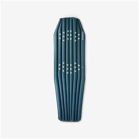 Inflatable trekking mattress, size L - MT500 - 180 x 52 cm