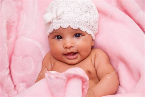 可爱的小黑人婴儿女孩 — — 黑色人 — 图库照片#42818215