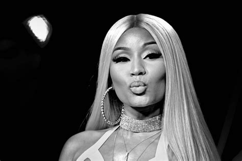 Nicki Minaj Black And White Wallpaper