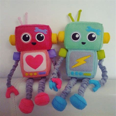 DIY Sewing Machine Robot 的图像结果