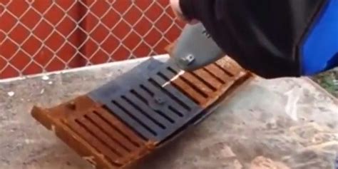 How to Clean a Rusty File 的图像结果