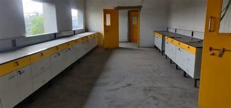 Laboratory Furnitures - Stainless Steel Table Manufacturer from Vasai