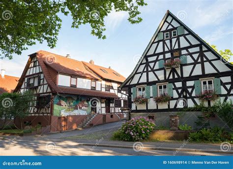 Traditional German Home Design - EMSEKFLOL.COM