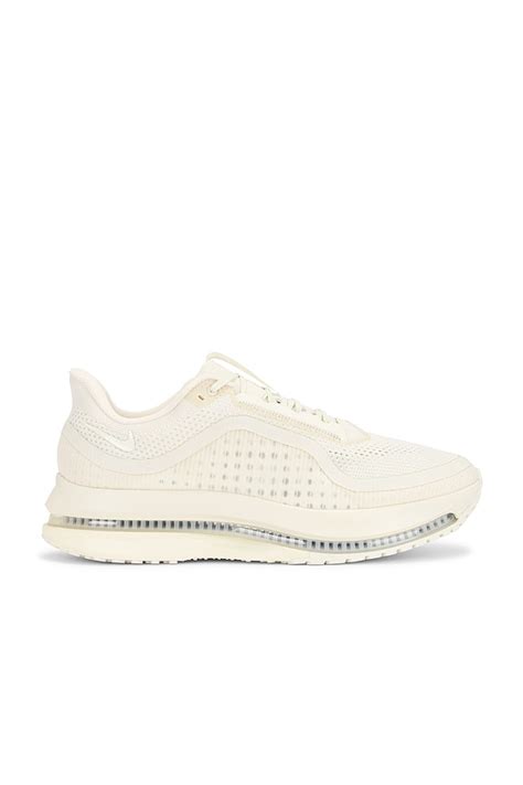 Nike Pegasus Premium Sneaker in Natural & Mushroom Natural Black | REVOLVE