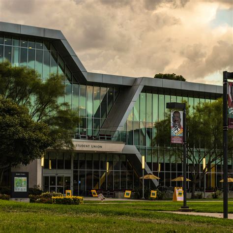 California College application deadlines for the 2024-2025 school year