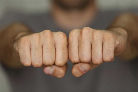 Can you get Osteoarthritis from cracking your knuckles? - Pro Staff ...