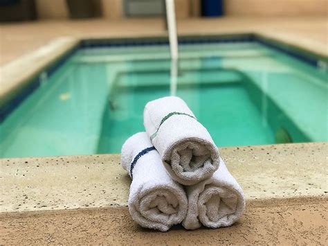 THE PACIFIC INN (Seal Beach) - Hotel Reviews, Photos, Rate Comparison ...