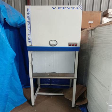 Vertical Laminar Air Flow - Sterile Work Environment at Best Price