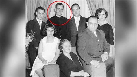 10 Interesting Facts About Pope Francis You Never Knew - Nymy Net