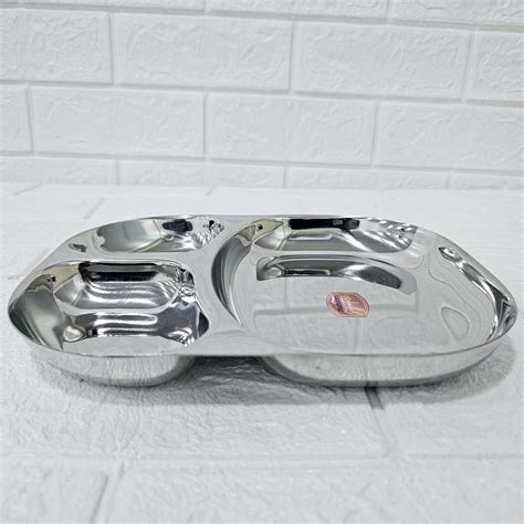 AM6014 Madhuram Stainless Steel Smiley Shape 3 Compartment Dinner Plat ...