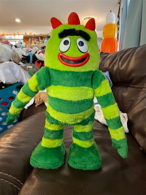 Yo Gabba Gabba Plex Costume