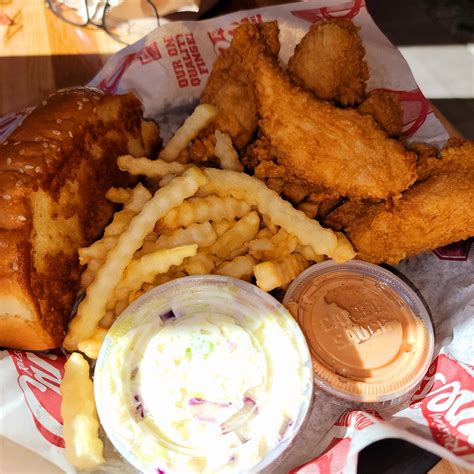 RAISING CANE'S CHICKEN FINGERS, Fredericksburg - Restaurant Reviews ...