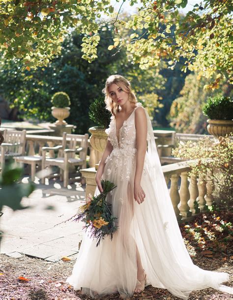 Essy Bride Dress 的图像结果