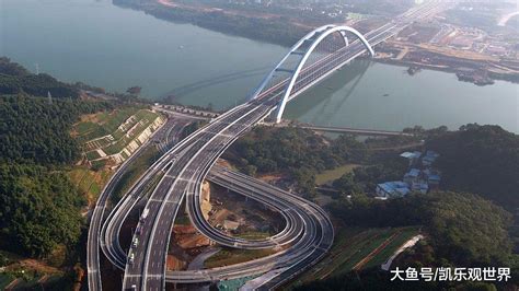 广西柳州官塘大桥正式通车, 桥主线全长1155.5米, 又一奇迹工程!