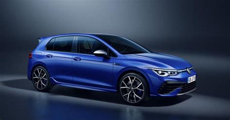 Nuova Golf R, ecco la Volkswagen con 320 cv e 420 Nm. È la più potente ...
