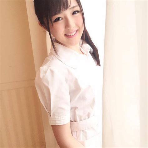 Emiri Suzuhara là ai? Tiểu sử và sự nghiệp mỹ nhân trẻ tài năng phim J.AV