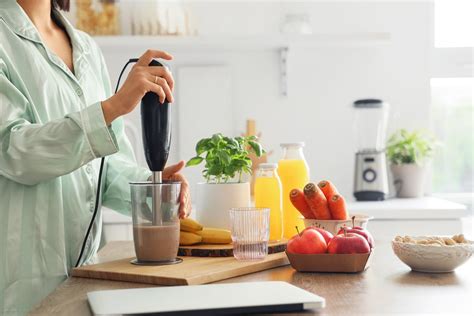 How to Choose the Right Hand Blender for Your Kitchen?