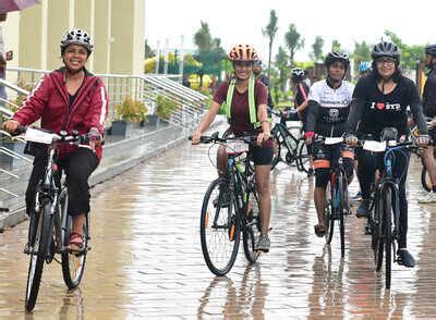 Cyclists in Kochi set out on a rally to observe World Bicycle Day ...