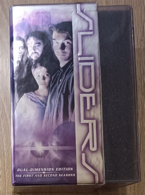 Tracy Tormé, Robert K. Weiss: Sliders - Seasons 1 & 2 (6 DVD-a)