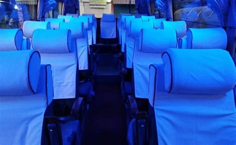 Toyota Innova Crysta Hire in Delhi, Luxury Car Rental in Delhi