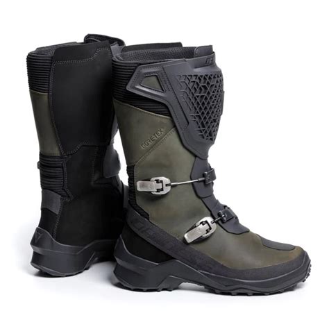 Dainese Seeker Gore-Tex Boots | Moto Madness