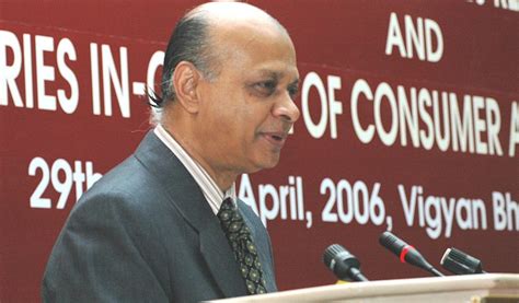 Accused of 'Misreporting' Rs 1.06-Cr Earnings, Ex-SC Judge Availed of ...