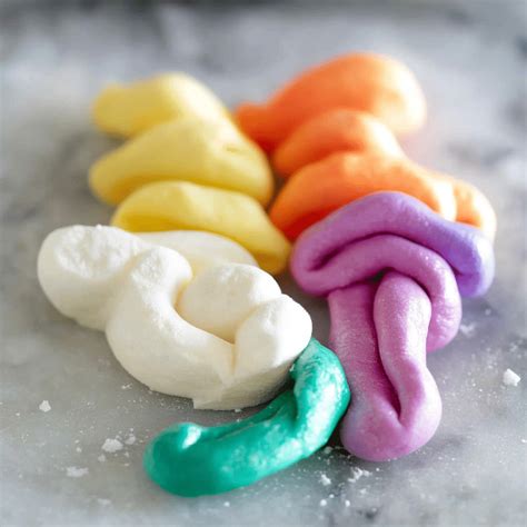 Easy Marshmallow Fondant Recipe for Perfect Cakes