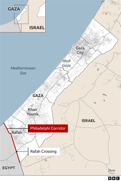 Satellite images show how Israel is paving key Gaza road - BBC News