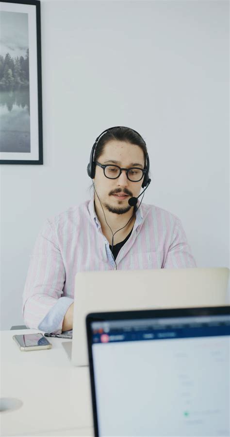 Tech Support Service Call 的图像结果