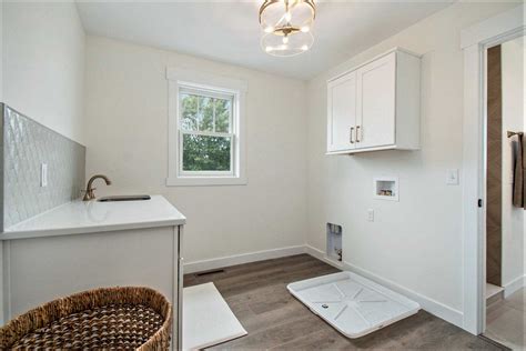 263 Wellfield Ct. - Hahn Realty and Auction