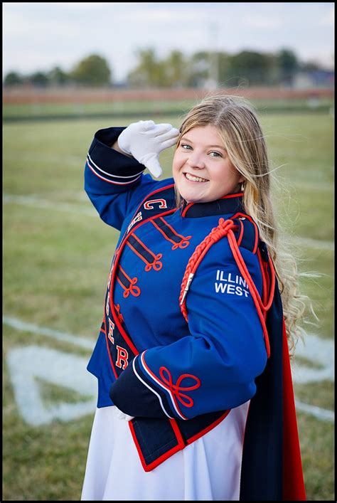 Lily | Illini West | Senior 2024 | Extra Curriculars | creativetouch ...