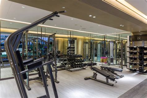 5 Star Hotel Gym 的图像结果