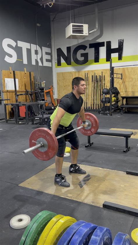 Fixing my jump back. No longer jumping back as much 70kg : r/weightlifting